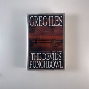 2/$30 -  The Devil's Punchbowl by Greg Iles